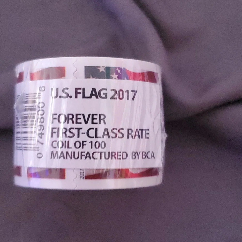 Forever Stamps 1 Roll Of 100 First Class USPS Stamp 2017 U.S. Flag Photo Postage
